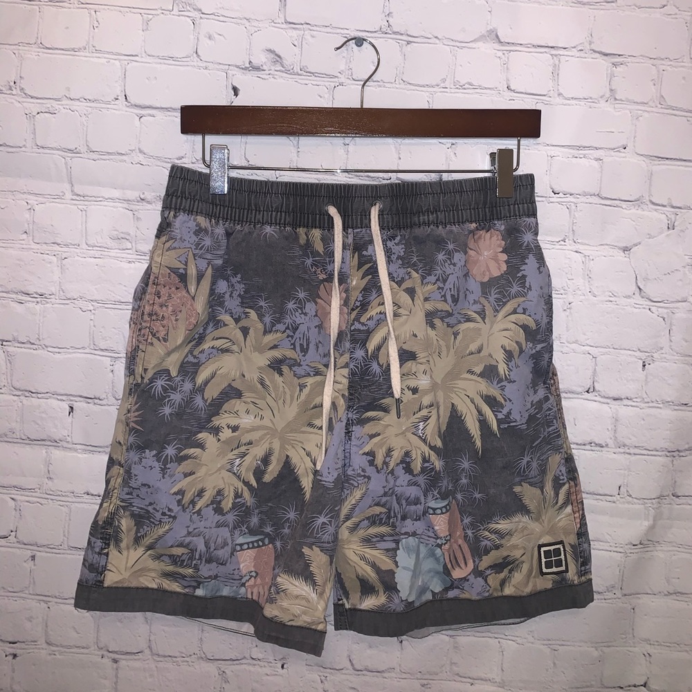 Insight Gray & Green Tropical Swim trunks size M